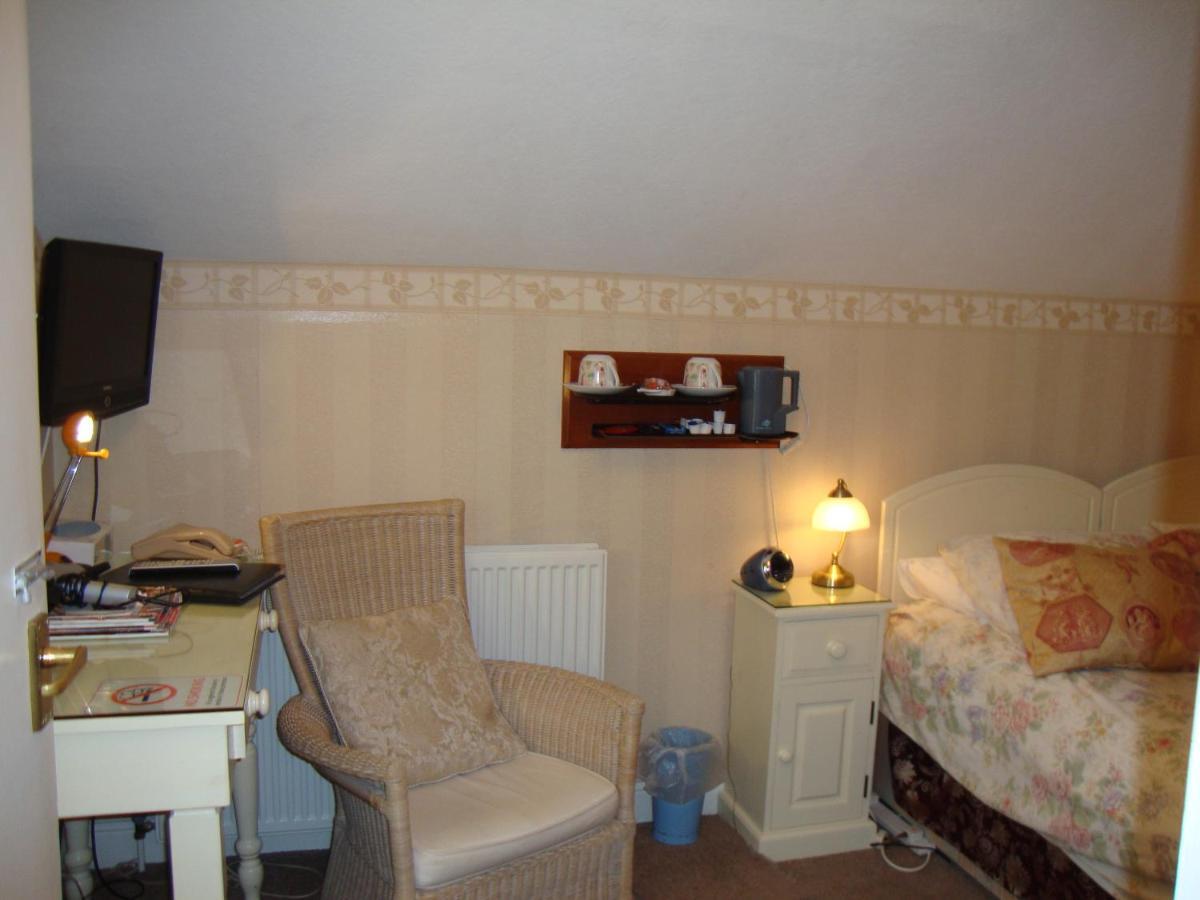 Sherwood Hotel - B&B Harrogate Oda fotoğraf